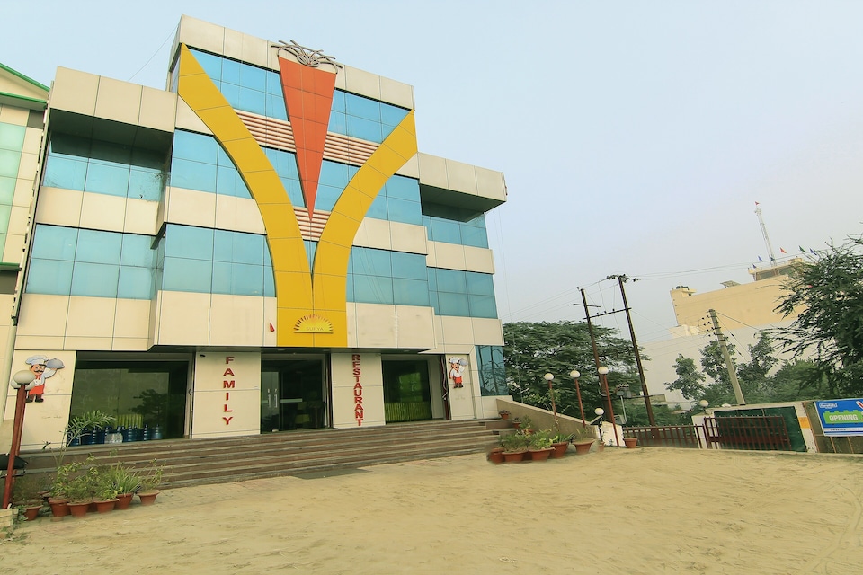 Collection O 4731 Hotel Surya Continental, SGPGI Lucknow, Lucknow