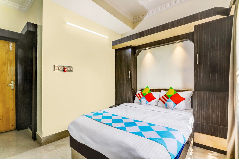 OYO Home 47657 Alluring Stay Rajarhat, Rajarhat Kolkata, Kolkata