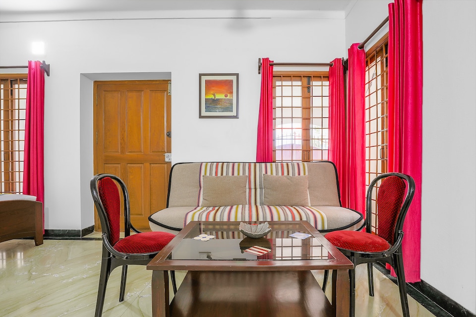 OYO 47662 Spacious Studio @ Rock Beach, Pondicherry City Centre, Pondicherry