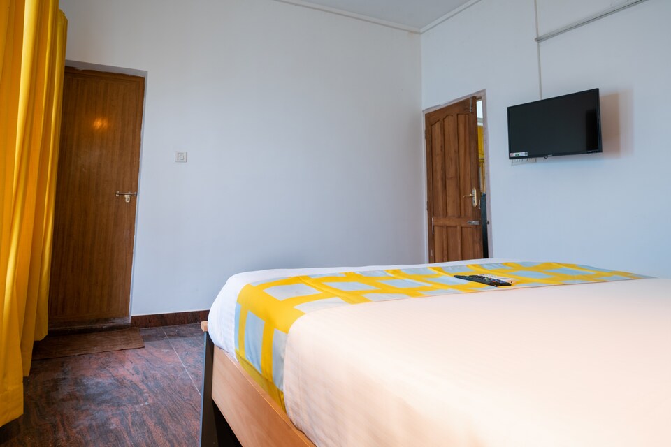 OYO 47666 Elegant Stay Nivedyam Villa, Vytilla Kochi, Kochi