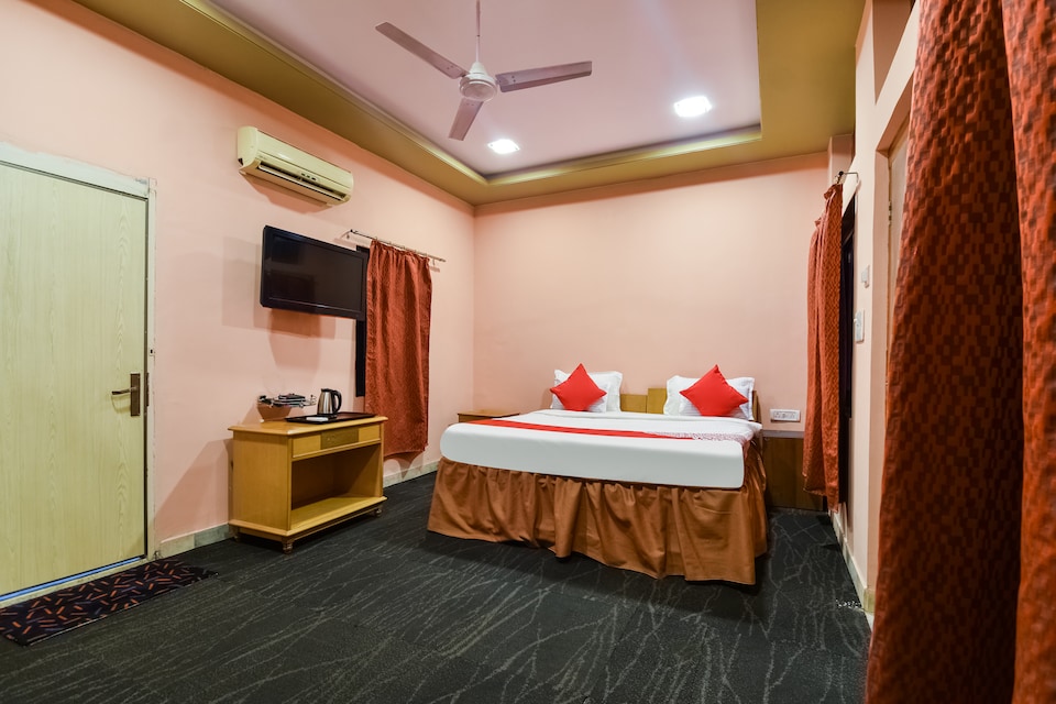 OYO 47670 Hotel Blessing, Jaipur Airport, Jaipur