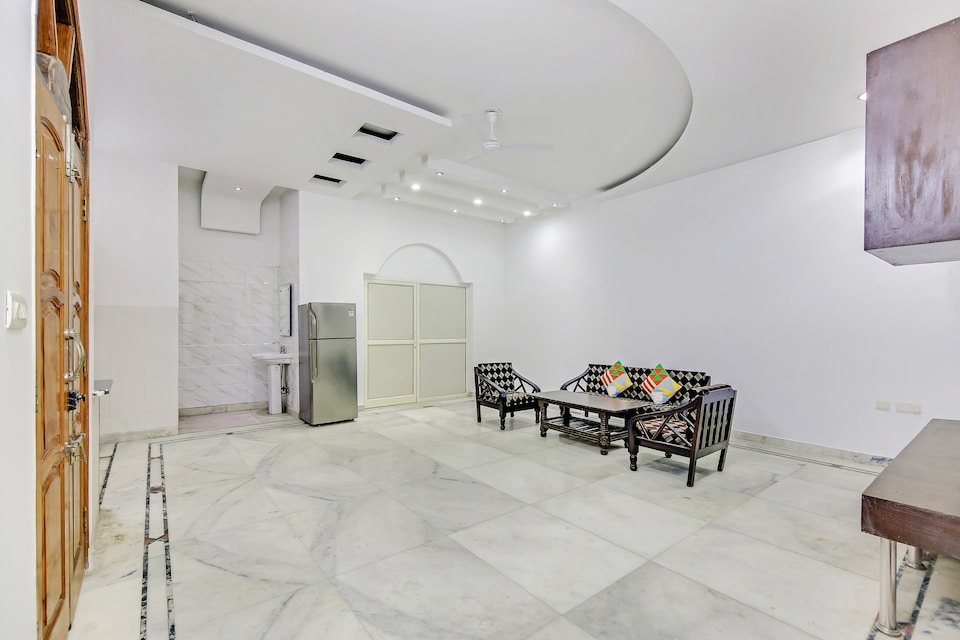 OYO Home 47692 Elegant Spacious Comfortable , Faridabad, Faridabad