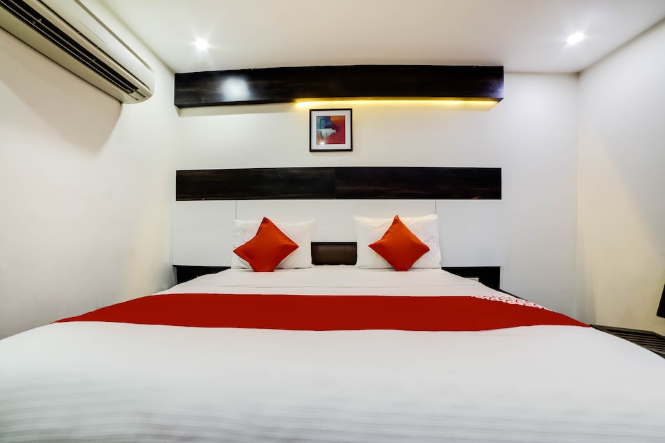 OYO 47703 Hotel Rajesh Continental , Mainpuri, Mainpuri