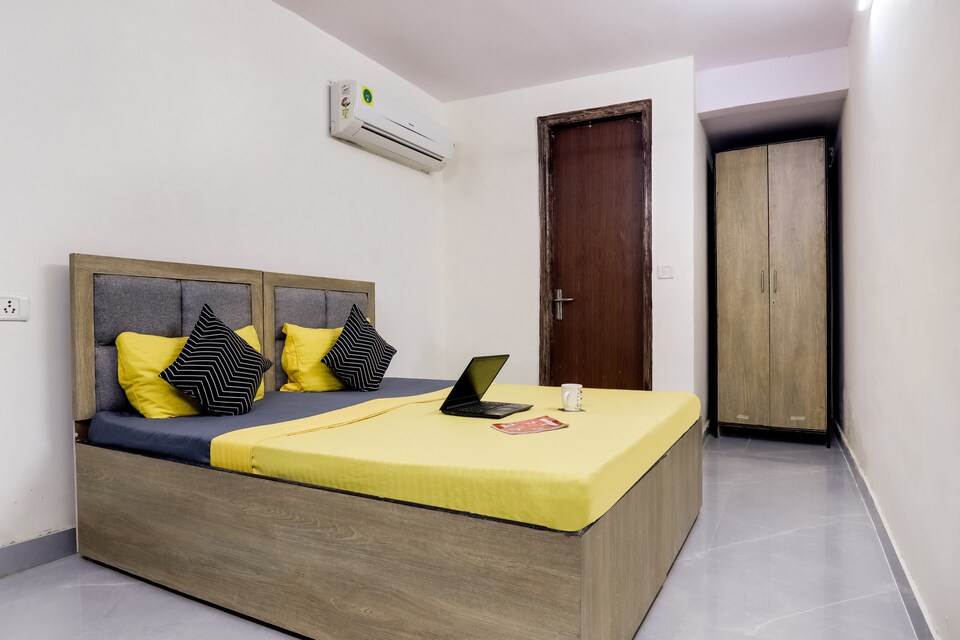 Live as DEL3305, North Delhi, Delhi