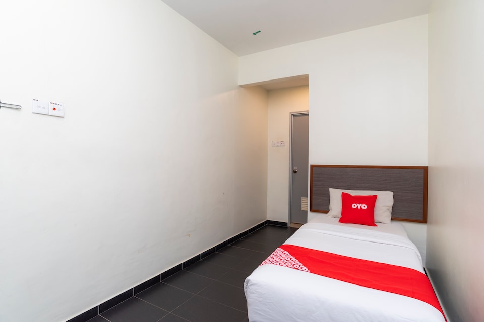 OYO 44095 Bluewater Hotel (2), Mersing, Mersing