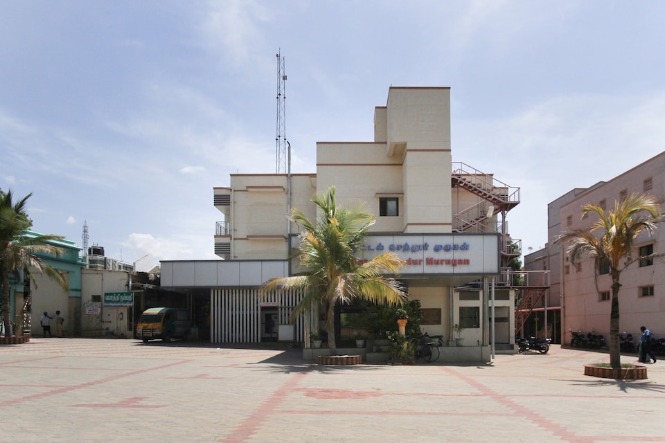 OYO 47728 Hotel Chendur Murugan Ac, Thiruchendur, Tiruchendur