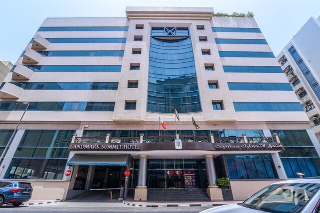 Capital O 246 Landmark Summit Hotel 