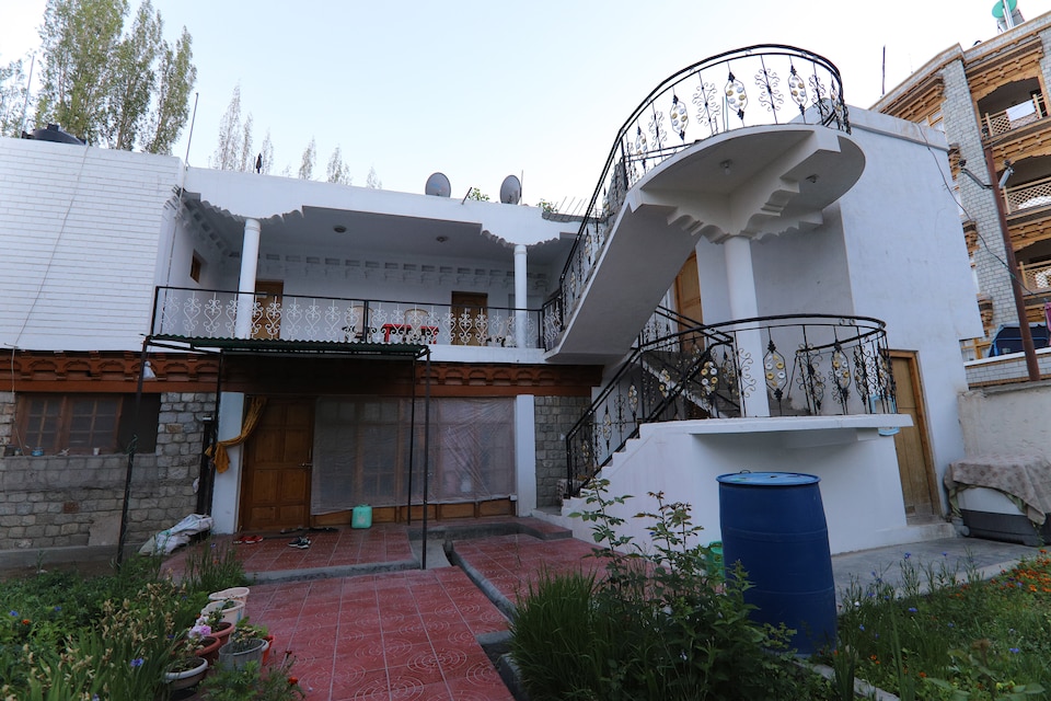 OYO 47741 Tsuru Guest House, Fort Road, Leh-Ladakh