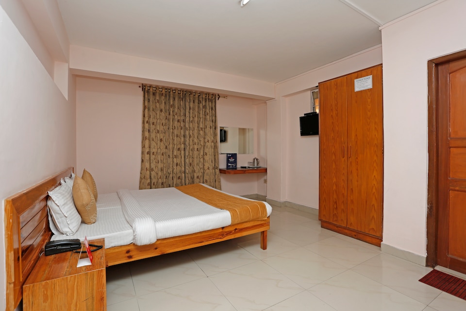 OYO 4740 व्हाइट आर्किड, Laitumkhrah, शिलांग