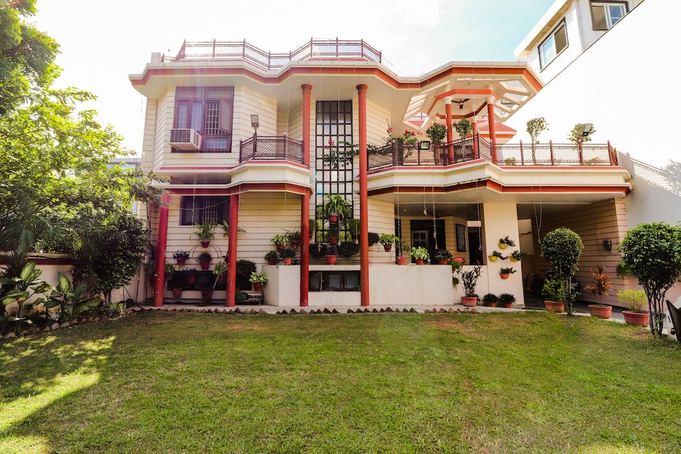 OYO 47753 Mishra Dham, Alambagh Lucknow, Lucknow