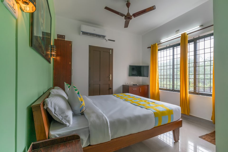 OYO Home 47754 Aj Home, Kakkanad Kochi, Kochi