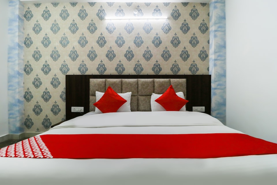 OYO 47758 Orchard Green Royal, Pathankot, Pathankot