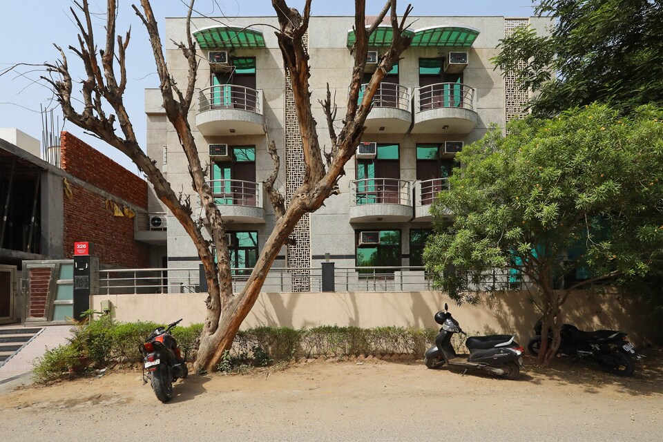 Capital O 326 Red Horse Hospitality, Cyber City, Gurgaon