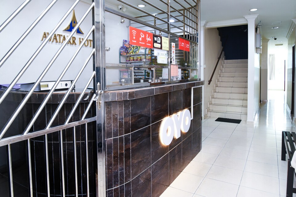 Super OYO 44097 Avatarr Hotel, Sri Gombak, Selayang