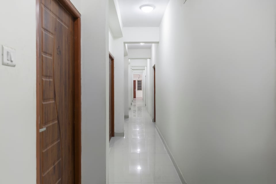 OYO 47761 Snega Guest House , Poonamallee, Chennai