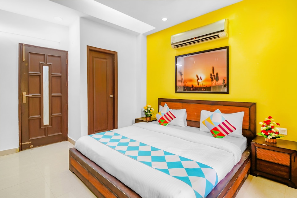 OYO 47764 Elegant Rooms Paschim Vihar, Paschim Vihar Delhi, Delhi