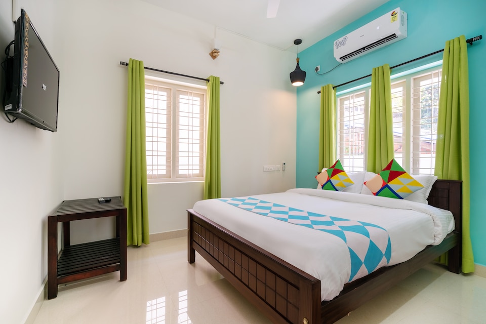 OYO Home 47778 Cozy Stay, Edapally Kochi, Kochi
