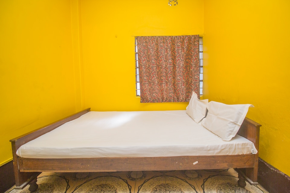 SPOT ON 47783 Rajlaxmi Residential Hotel, Islampur, Siliguri
