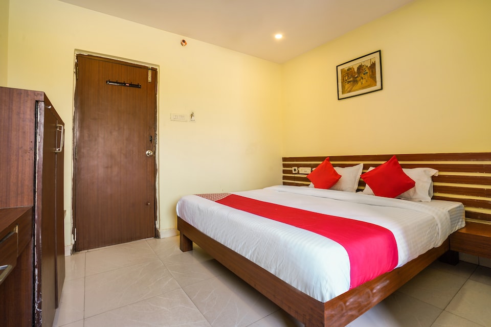 Hotel O Pariwar Inn, Nampally-II, Hyderabad
