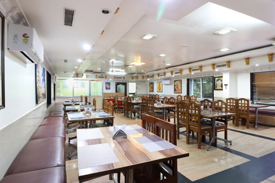 OYO 47787 Sri Annapoorna Towers, Madurai City Centre, Madurai