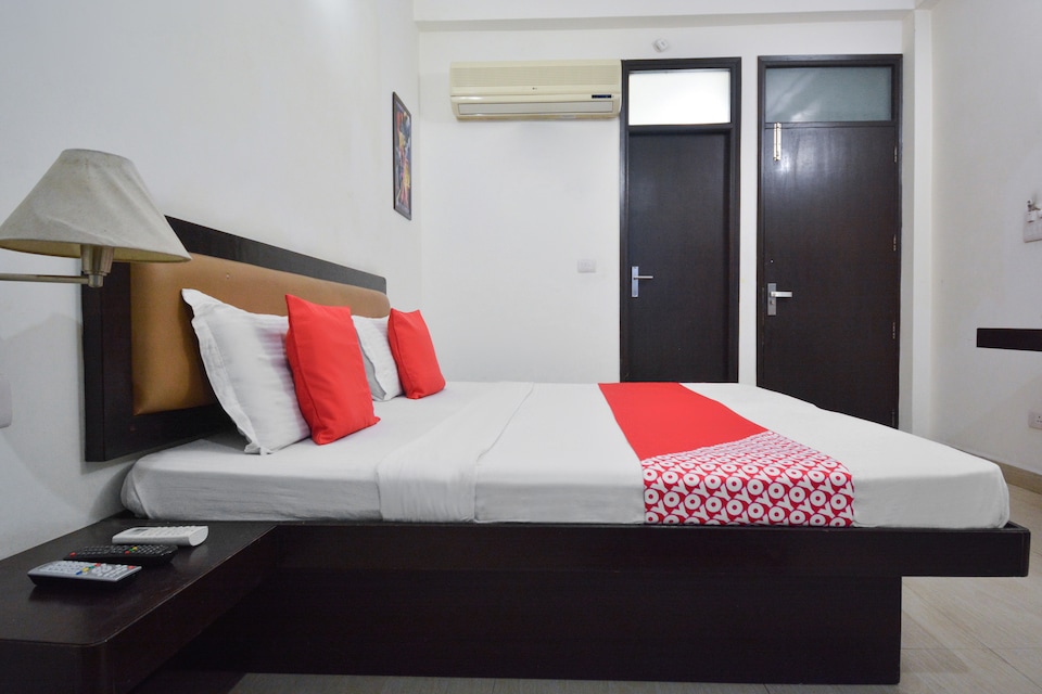 OYO 32424 Hotel Lavanya, Bhupatwala, हरिद्वार