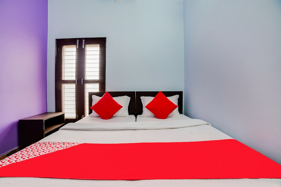 OYO 47792 Hotel Neelkanthvas, Tikonia Haldwani, Haldwani