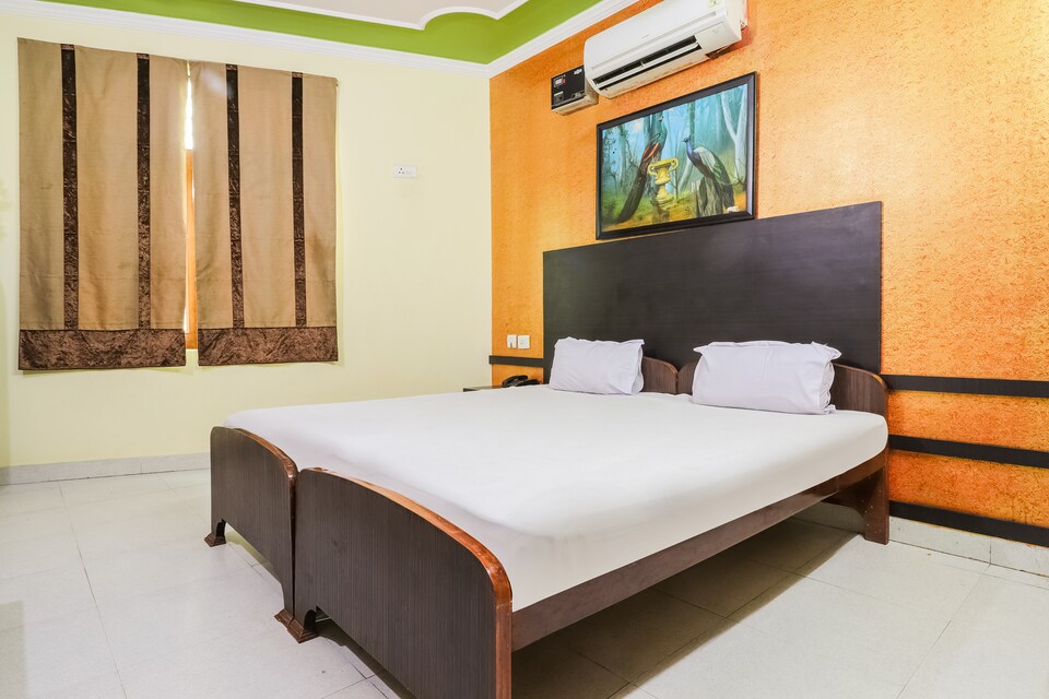 SPOT ON 47809 Hotel Shree Kanth Basu, Banda, Banda