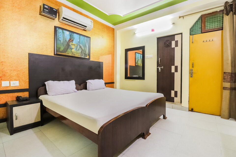 SPOT ON 47809 Hotel Shree Kanth Basu, Banda, Banda