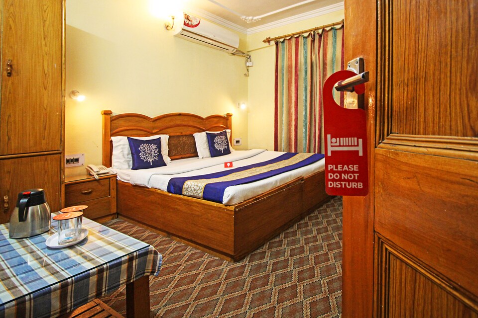 OYO 4746 Hotel Centre Point, Munawarabad, Srinagar