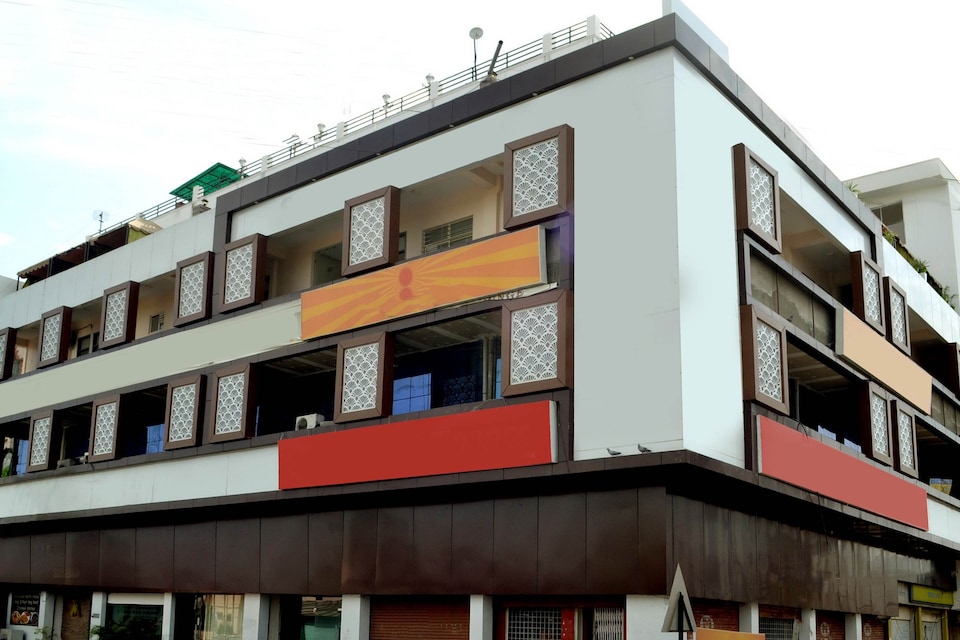 OYO Mid Town Grand, Dadabari Kota, Kota