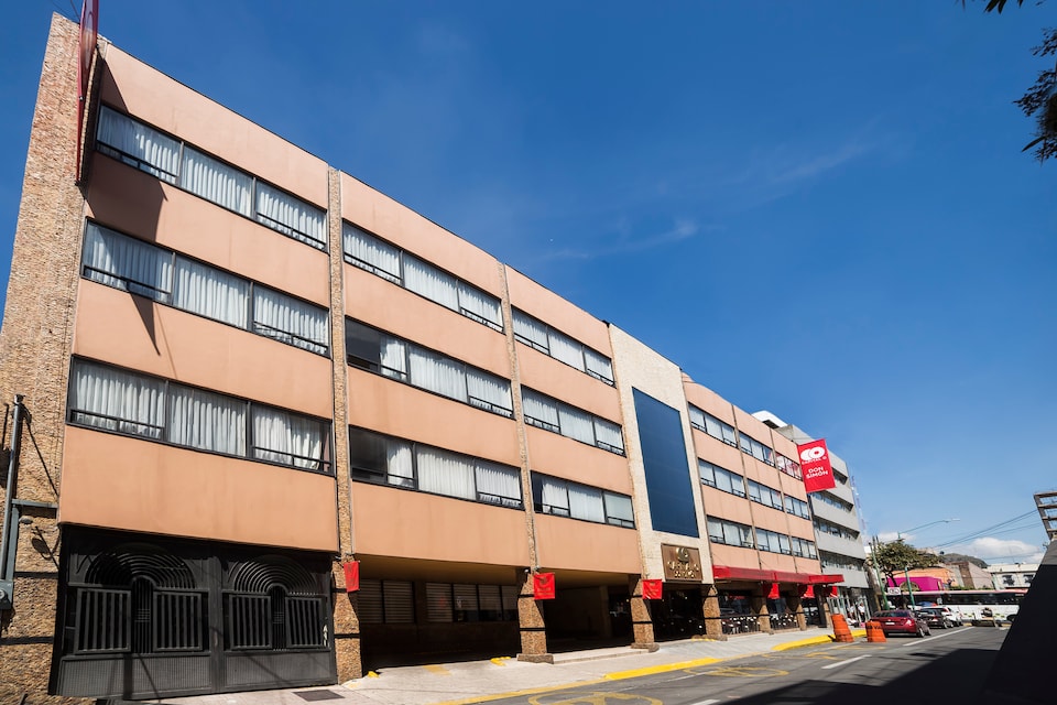 Capital O Hotel Don Simon, Toluca, MEX, Toluca