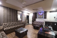 Hotel O Shri Sai Niwara Lodge