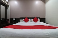 Hotel O Shri Sai Niwara Lodge