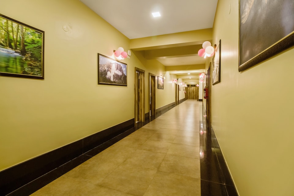 Capital O 47856 Om Inn, Talegaon, Pune