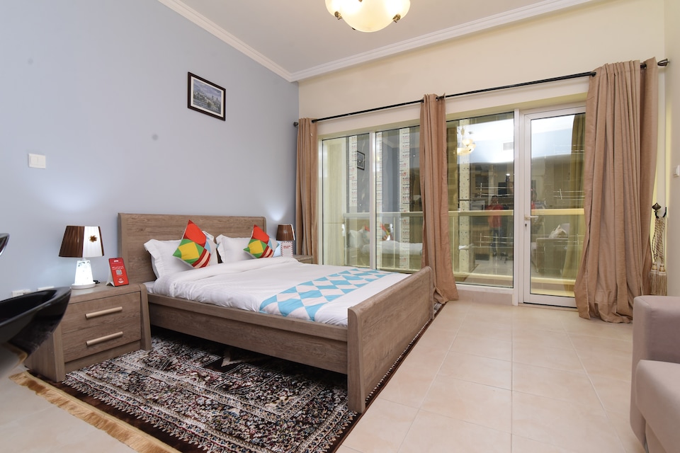 OYO Home 248 Studio Al NojoomTower, Downtown Dubai, Dubai