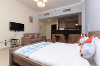 OYO Home 248 Studio Al NojoomTower Business bay 