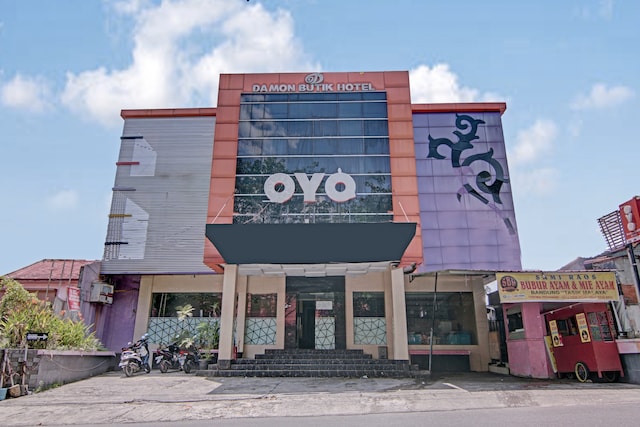 Hotel O near RSUD Arifin Achmad formerly Damon Butik Hotel