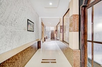 Hotel O near RSUD Arifin Achmad formerly Damon Butik Hotel