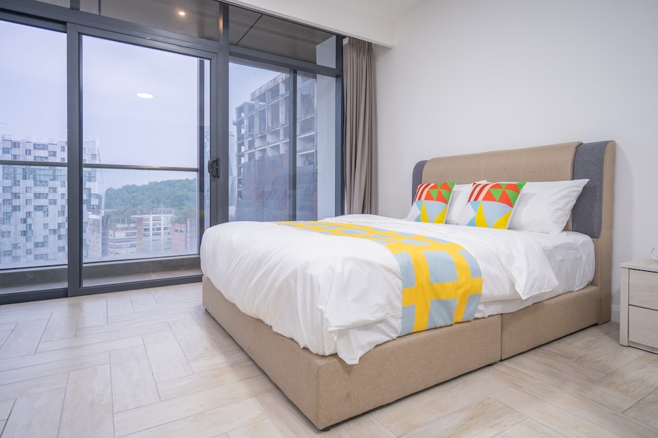 OYO Home 89428 Superior Studio Empire City Marriot, Damansara Perdana, Petaling Jaya