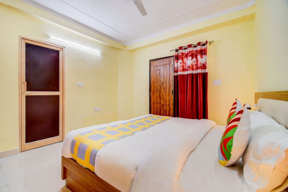 OYO Home 47881 Elite 2bhk Apartment Bhowali, Bhowali Nainital, Nainital