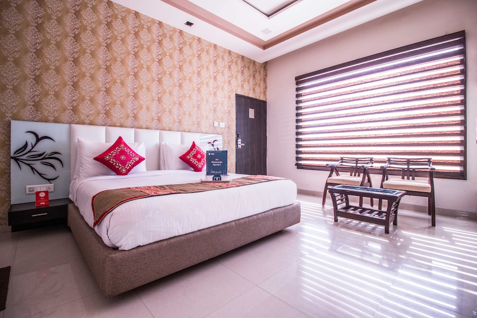 OYO 4755 Hotel Ambience, Jhansi, Jhansi