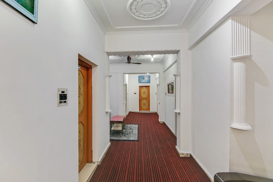 OYO 47898 Living Style Guest House, Hyderpora, Srinagar