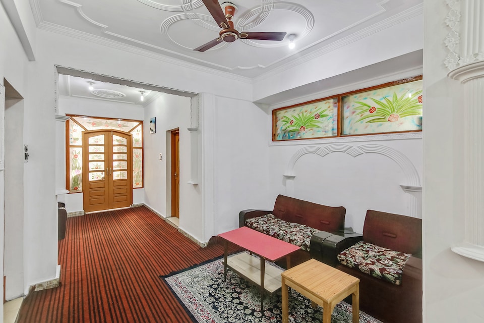 OYO 47898 Living Style Guest House, Hyderpora, Srinagar
