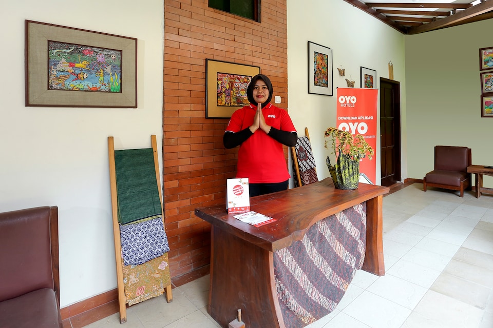 OYO 1368 Omah Joglo Krawitan Syariah, Jakal Atas, Sleman