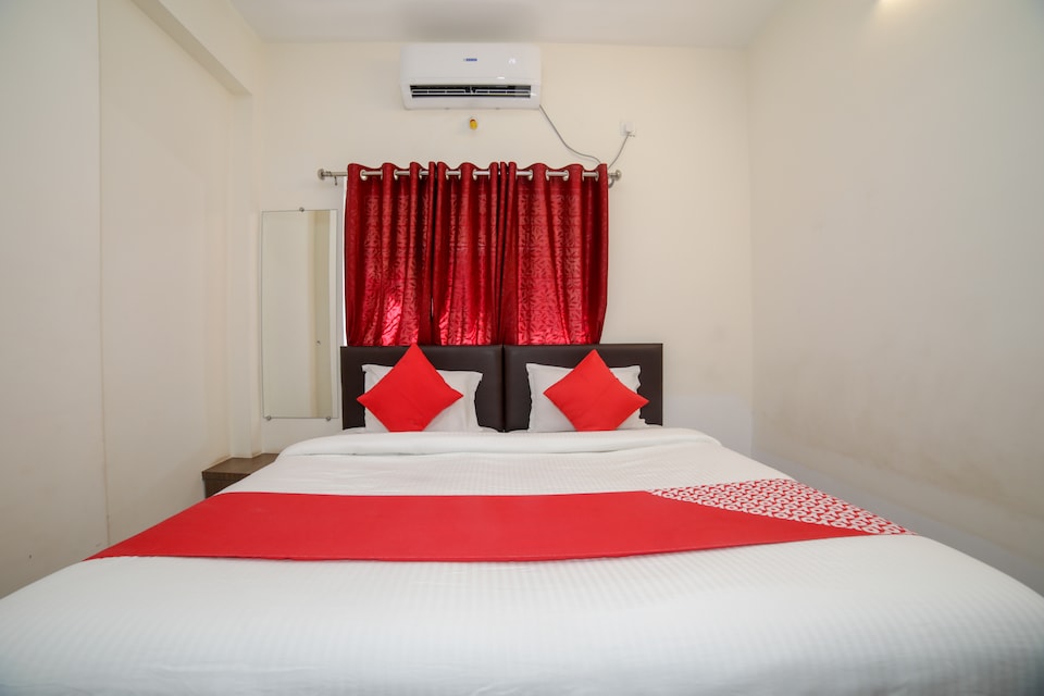 OYO 47899 Shelter, Bus Stand Nagpur, Nagpur