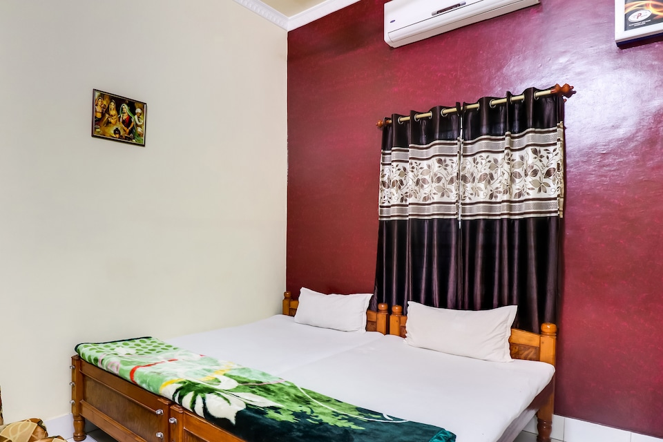 SPOT ON 47916 Hotel Abhinandan, Motihari, Motihari