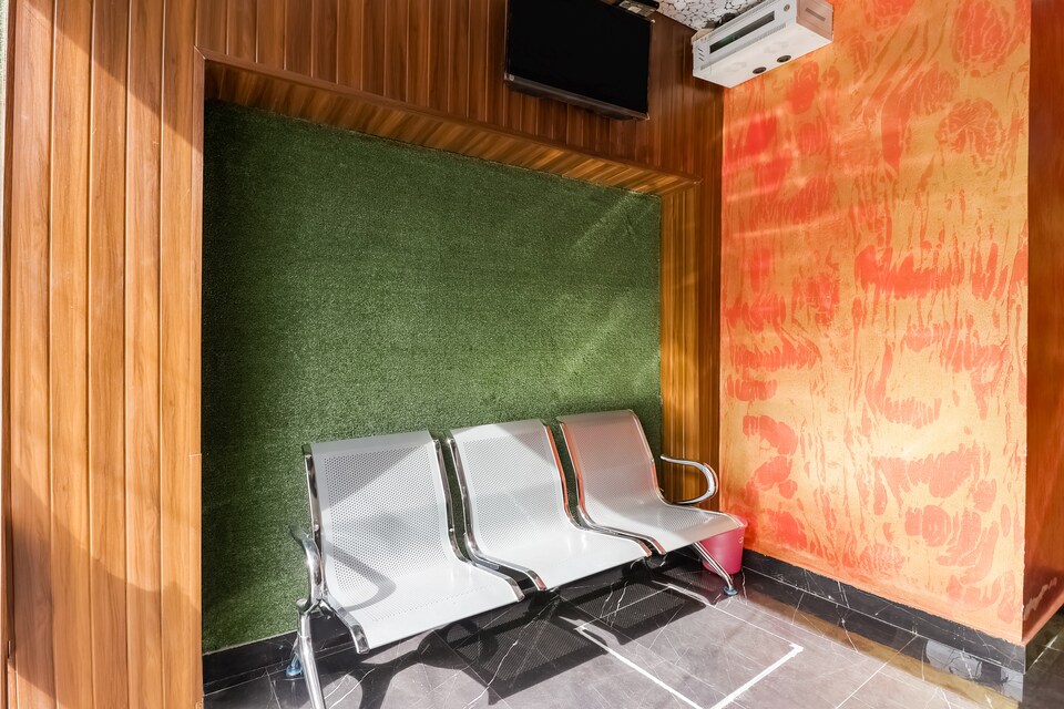 OYO 47944 Welcome Inn, Haridwar Junction, Haridwar