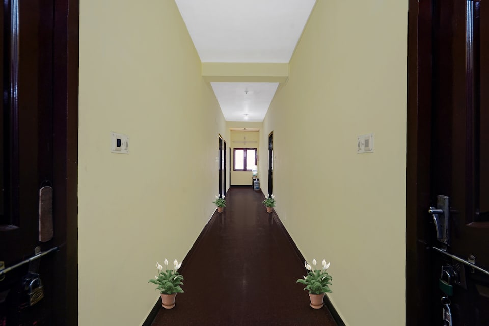 SPOT ON Jayam Residency, Koyambedu Chennai, Chennai