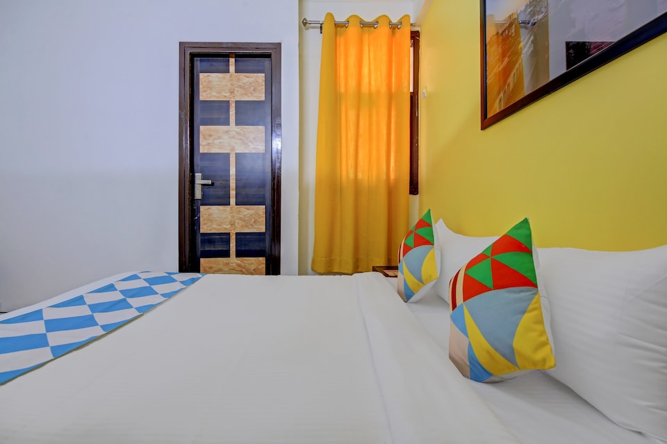 OYO Home 47987 Exquisite Home Stay, Saket Delhi, Delhi