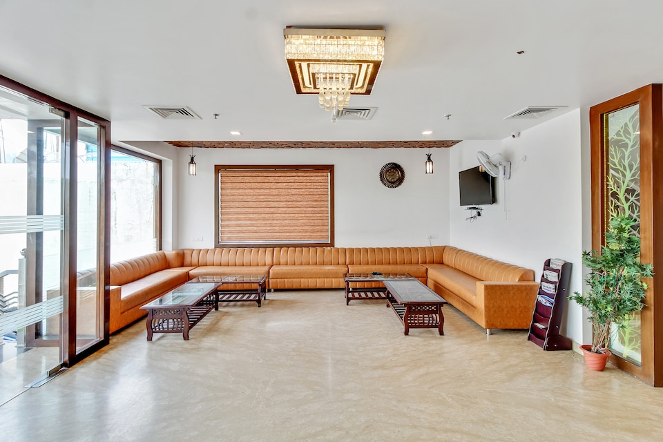 Capital O 47990  The Agra Grande-a Luxury Hotel, Fatehabad Road, Agra
